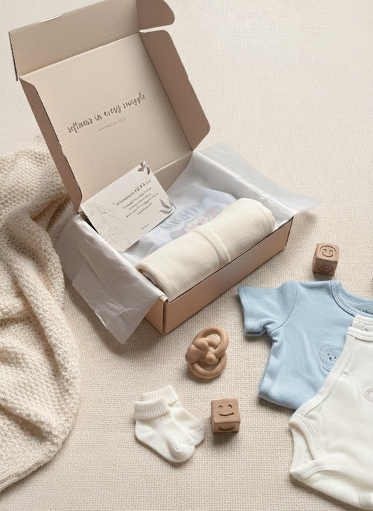 Organic Trio Gift Set (Suitable for New Born, 100 days celebration, 1st birthday)